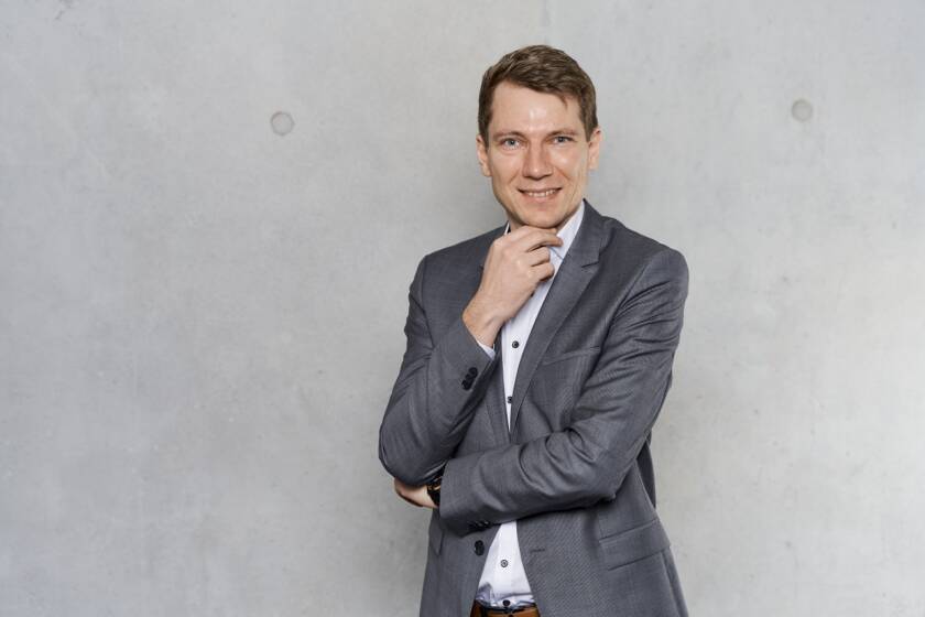 Prof. Dr. Steffen Burr